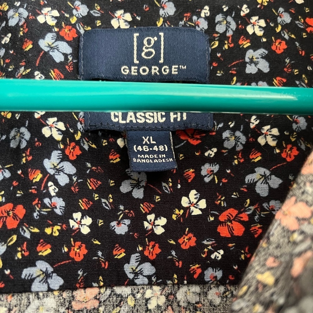 Floral Button Down - Picture 4 of 8